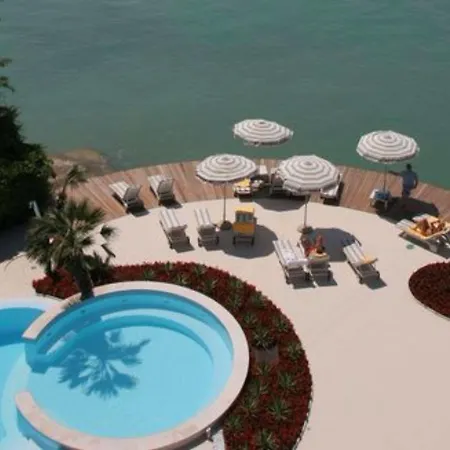 Hotel Continental Wellness & 4*