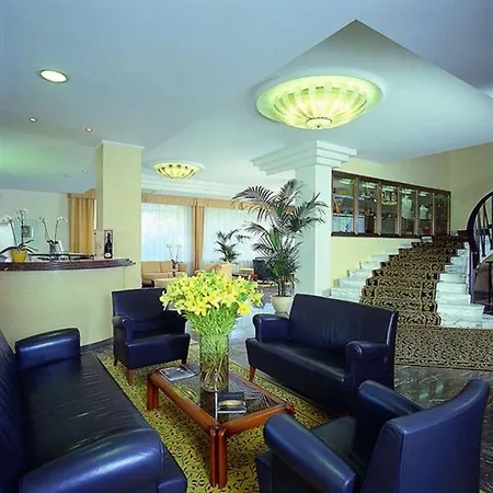 Continental Wellness & Hotel