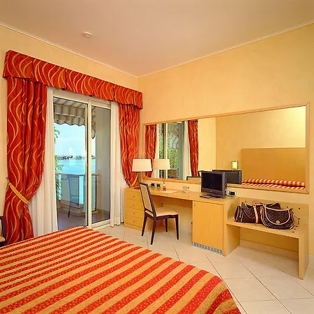 Continental Wellness & 4*