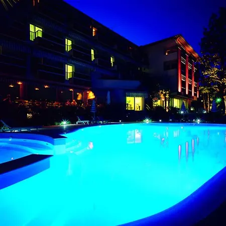 Continental Wellness & Hotel